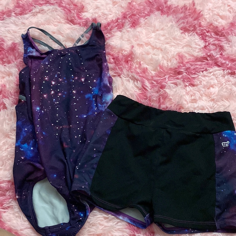 More than magic leotard and shorts set